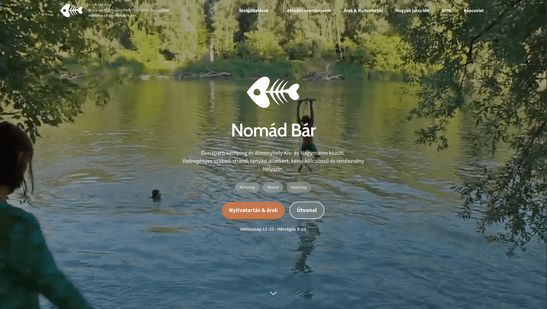 Nomád Bár weboldal előnézet